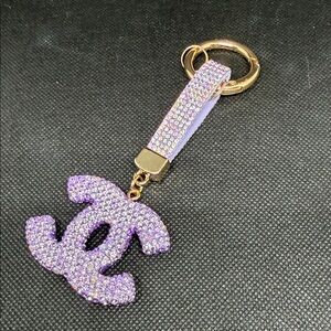 ✅ PRICE  IS FIRM ✅ Fashion Purple Crystal Keychain